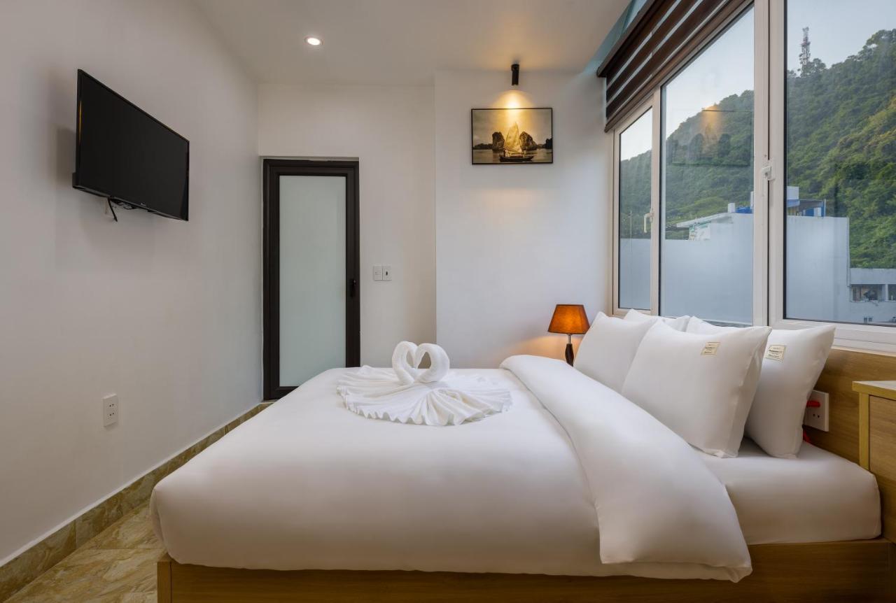 Cat Ba Hongkong Hotel Dong Khe Sau Exteriör bild